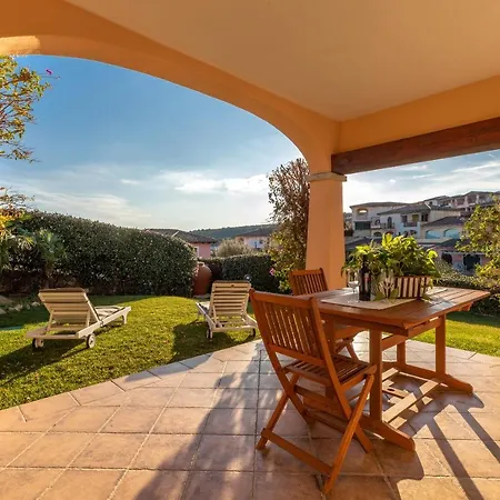 Perseo Vacanze Poggio Dei Fiori Con Piscina Privata Nyaraló