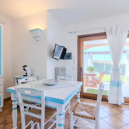 Perseo Vacanze Poggio Dei Fiori Con Piscina Privata אולביה
