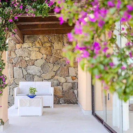 Perseo Vacanze Poggio Dei Fiori Con Piscina Privata * אולביה