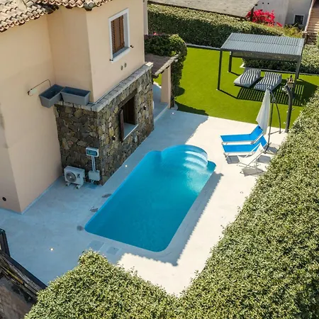 Perseo Vacanze Poggio Dei Fiori Con Piscina Privata אולביה