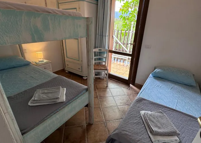 펜션 Perseo Vacanze Poggio Dei Fiori Con Piscina Privata 올비아